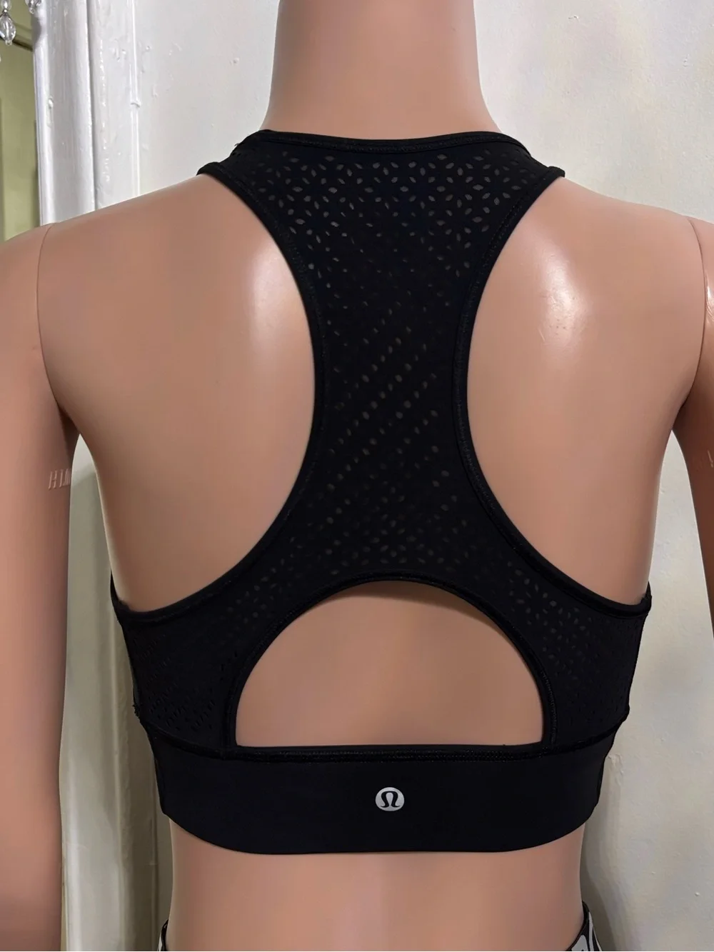 LULULEMON FLY Women’s Black Racerback Sports Bra